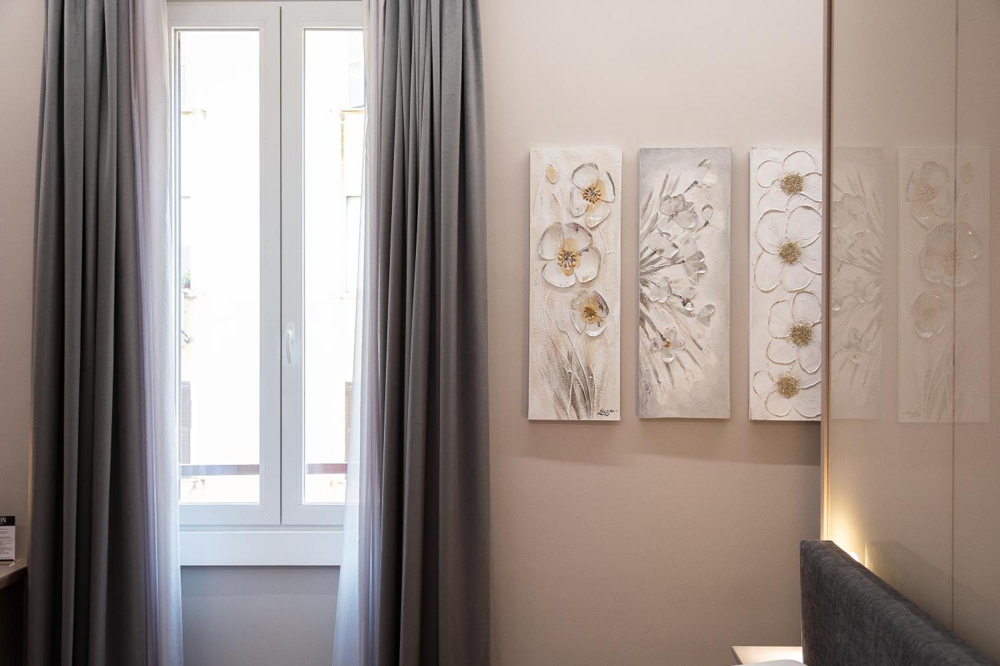 Iron Luxury Rooms Рим Екстер'єр фото