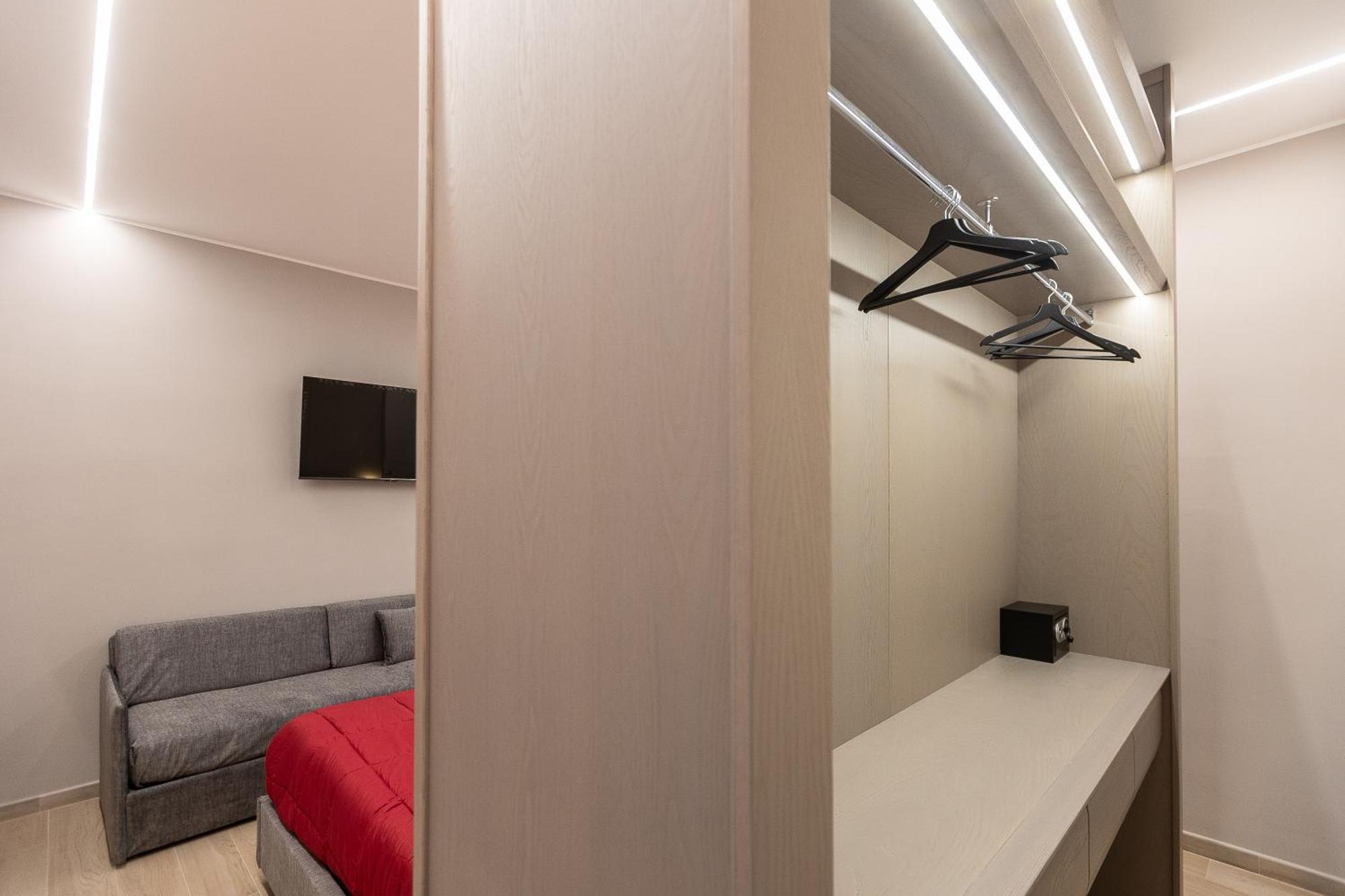 Iron Luxury Rooms Рим Екстер'єр фото