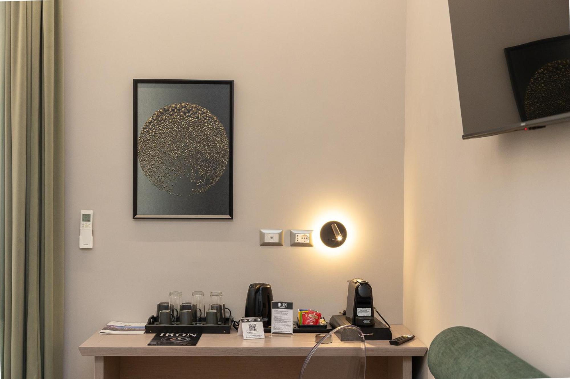 Iron Luxury Rooms Рим Екстер'єр фото