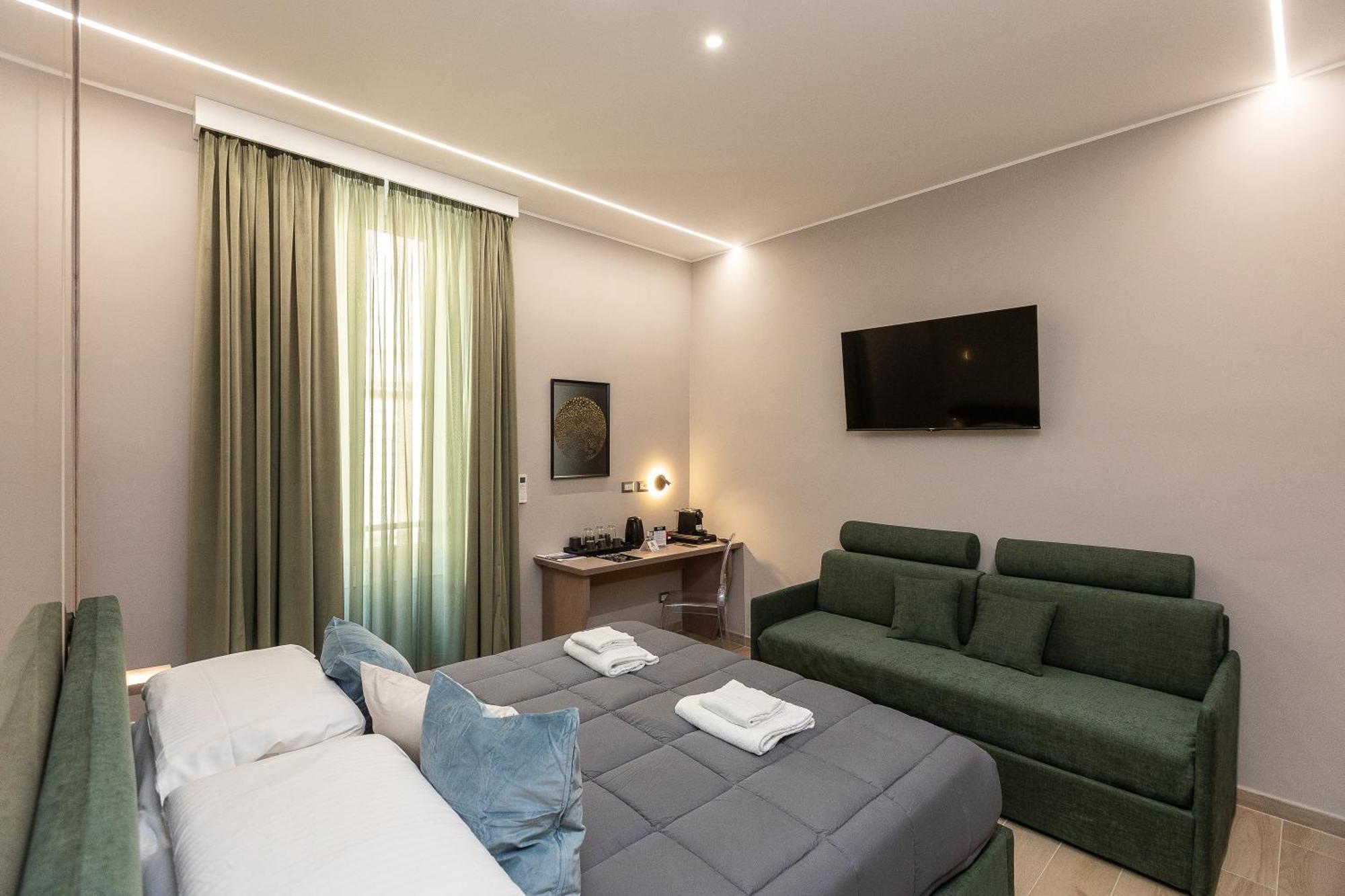 Iron Luxury Rooms Рим Екстер'єр фото